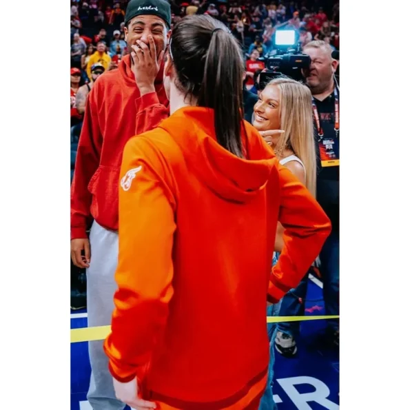 indiana-fever-caitlin-clark-hoodie (1)