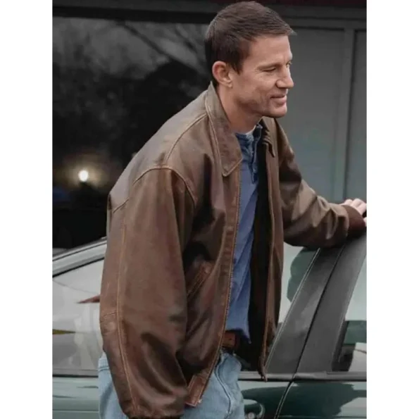 roofman-movie-2025-channing-tatum-brown-leather-jacket