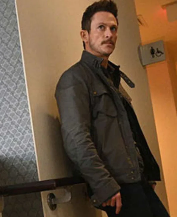Men&rsquo;s Black Jacket &ndash; Jonathan Tucker Debris Style